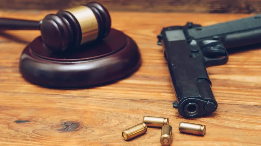 armi-e-legittima-difesa-1024x576 Italia, Paese di Santi, poeti, navigatori e… pistoleri