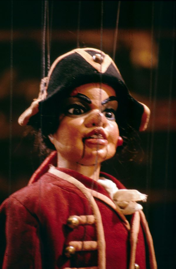 Gerolamo-marionette-in-scena Le marionette dei Colla al Teatro Gerolamo di Milano
