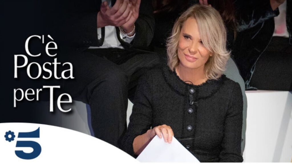 Maria-De-Filippi-ce-posta-per-te-1024x576 Mediaset, Terra amara: un vero fenomeno televisivo