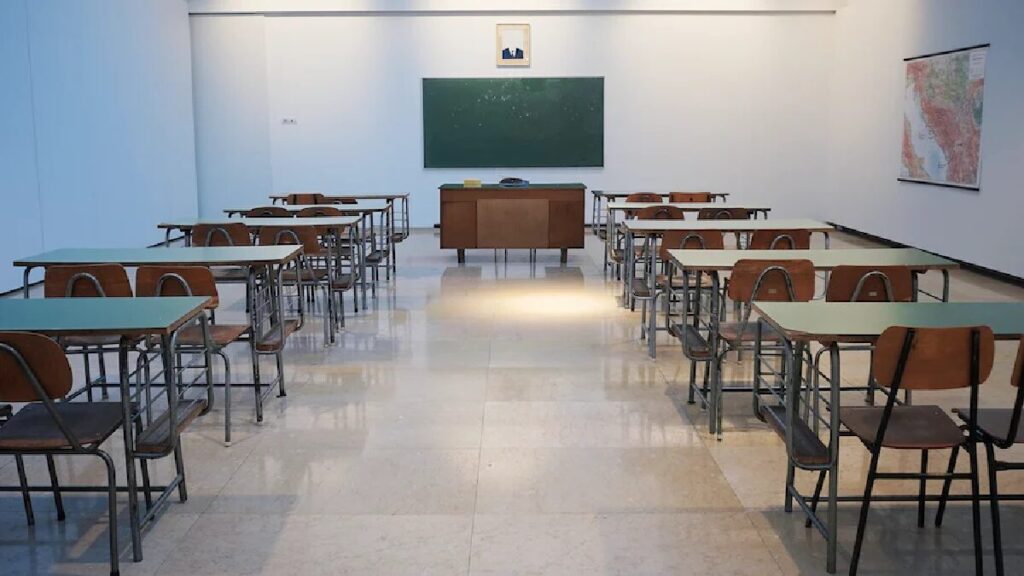 scuola-italiana_1712092523063-1024x576 Tra crisi e innovazione, il complesso panorama della scuola italiana 