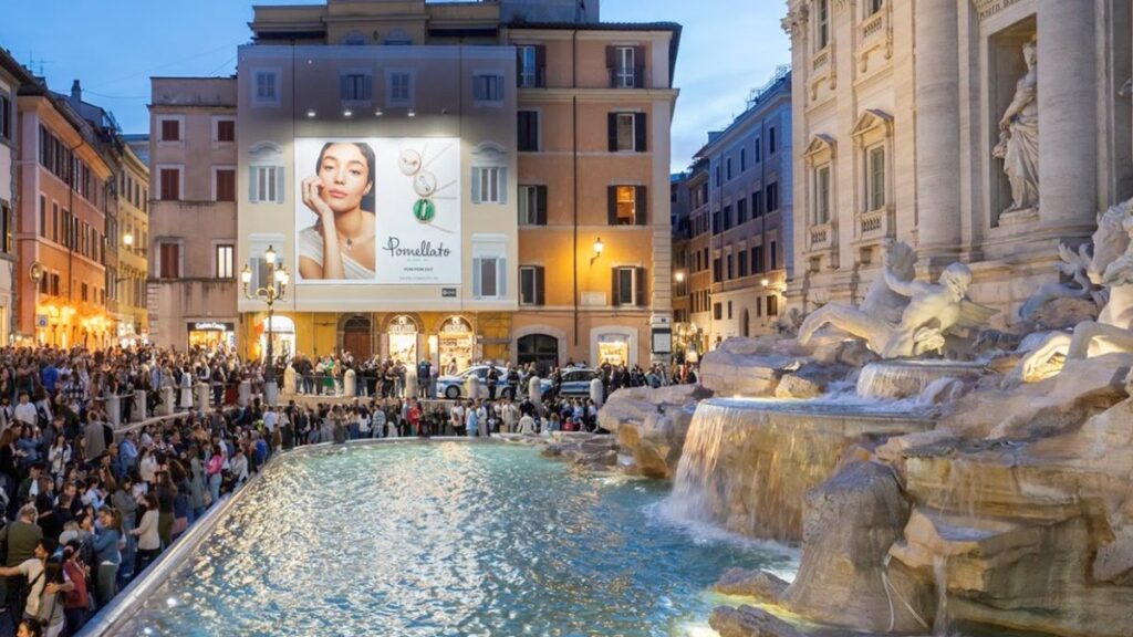 trevi-e-roma-1024x576 Roma, Fontana di Trevi: Pomellato inaugura il nuovo impianto