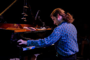 Il-pianista-Marco-Mezquida-300x200 Musica