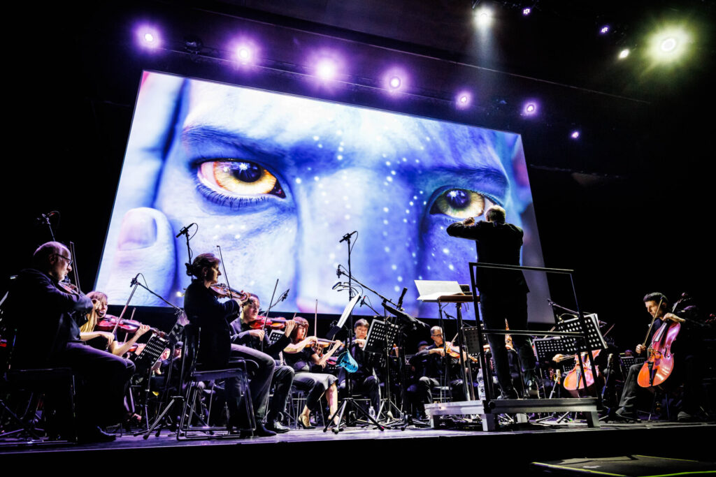 AVATAR-LIVE5_Flavio-Ianniello-1024x683 AVATAR LIVE CON L’ORCHESTRA ITALIANA DEL CINEMA IN PRIMA EUROPEA CON 120 MUSICISTI