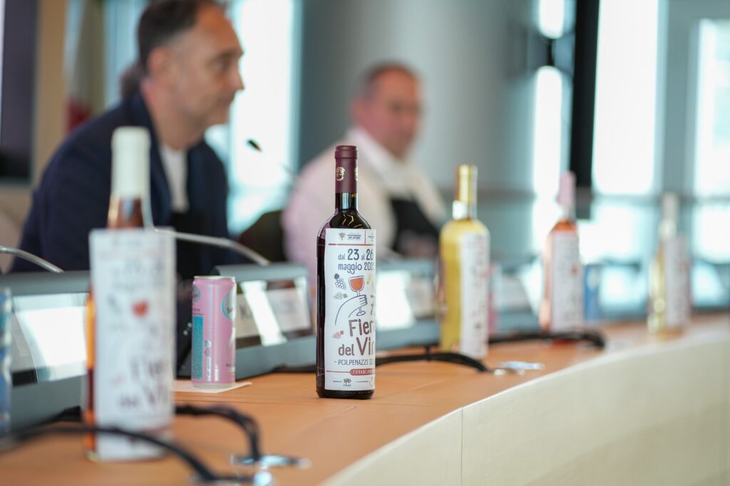 IMG-20250512-WA0030-1024x682 PRESENTATA LA 73° EDIZIONE DELLA FIERA DEL VINO DI POLPENAZZE DEL GARDA