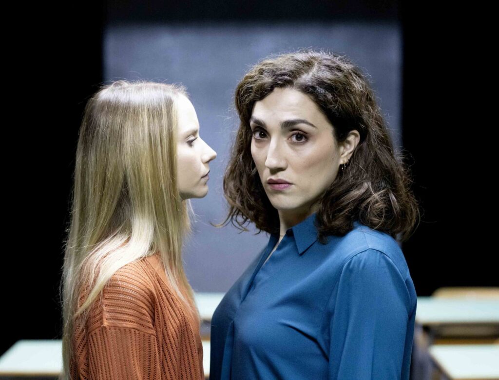 la-denuncia-1-1024x779 al Teatro Gerolamo sabato 17 e domenica 18 maggio 2025 in prima milanese LA DENUNCIA