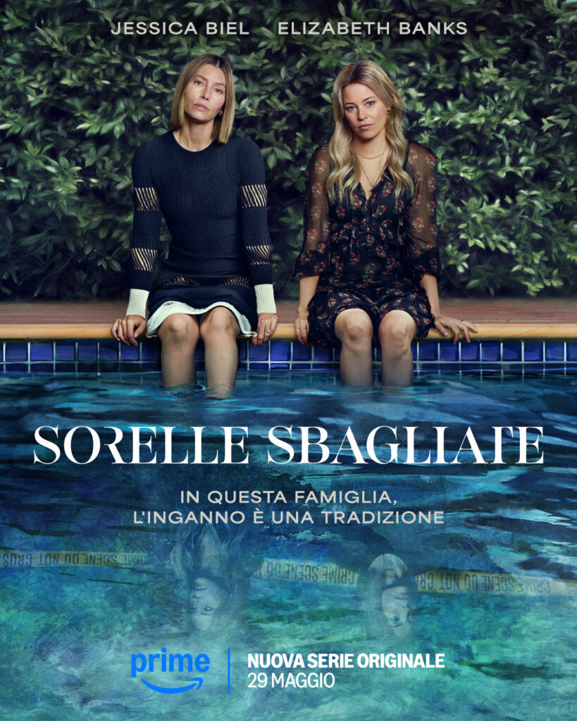 unnamed-9-819x1024 SORELLE SBAGLIATE | Il trailer e il poster ufficiali della miniserie con Jessica Biel ed Elizabeth Banks, dal 29 maggio su Prime Video