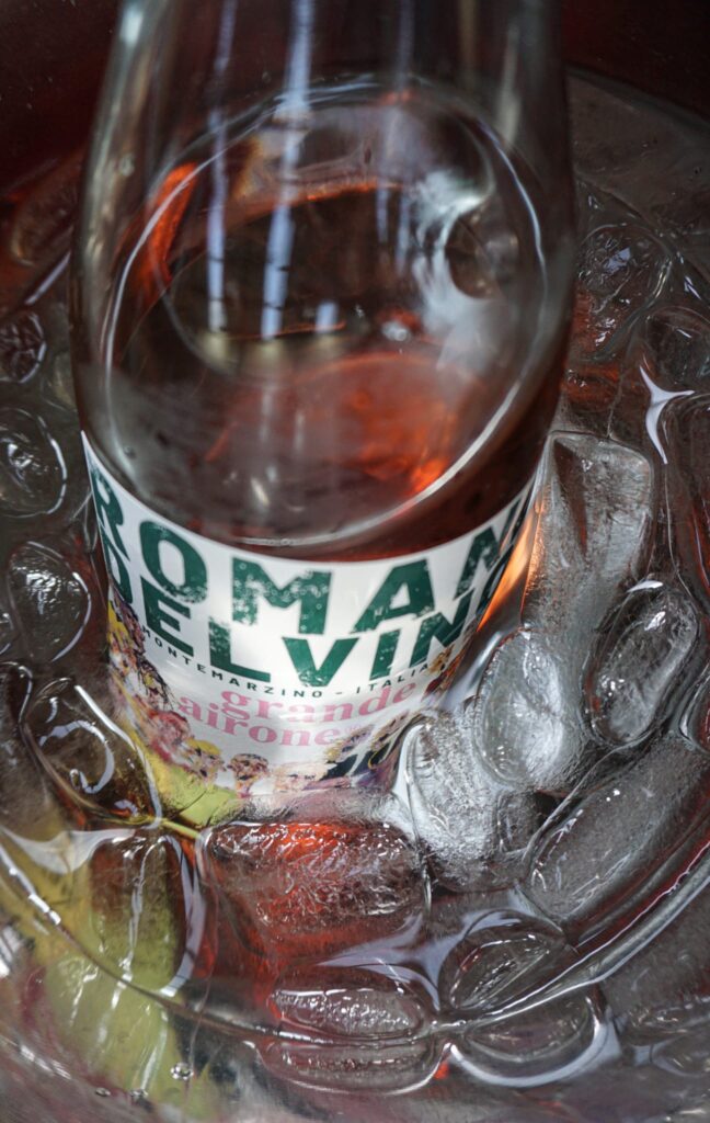 1_Etichetta_grande-airone_det_Romanzo-del-Vino_EO-Luglio-25_IMG-20250414-WA0013-648x1024 C.St_RSVP_press tour_7 Luglio 2025_EustachiORA_Romanzo Del Vino