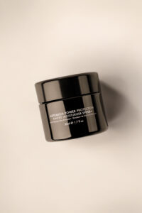 Artemisia-Tinted-1-1-200x300 Benessere & Salute