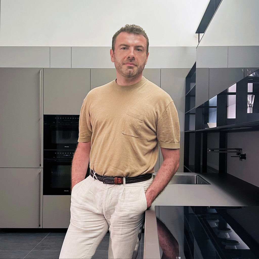 Damir-Eskerica_NEW-CEO-Valcucine-1-1024x1024 Cambio alla guida di Valcucine. Da settembre Damir Eškerica è il nuovo Amministratore Delegato che succede a Maurizio Vianello