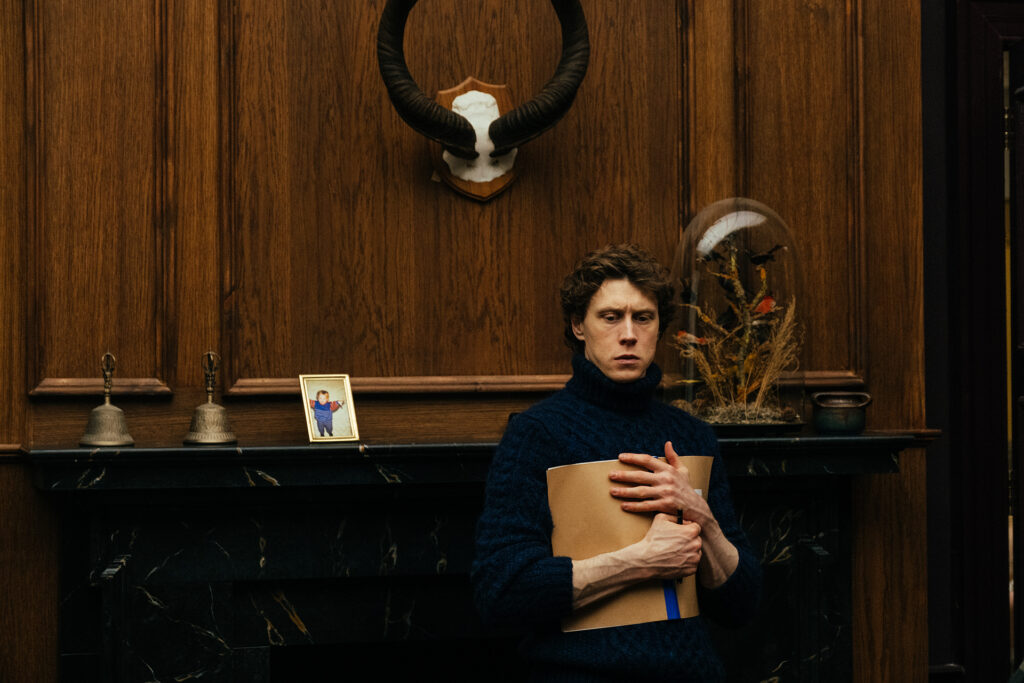 IWP_THEEND_4_George-MacKay_Felix-Dickinson_courtesyNEON-1024x683 LE PROIEZIONI SPECIALI ALLA PRESENZA DEL REGISTA DI THE END - DAL 3 LUGLIO AL CINEMA