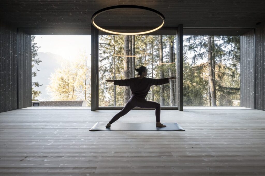 ©AlexFilz-3682-1024x682 Yoga Retreat per famiglie con Baby Yoga: i benefici della disciplina olistica da vivere insieme all'AKI Family Resort PLOSE*****