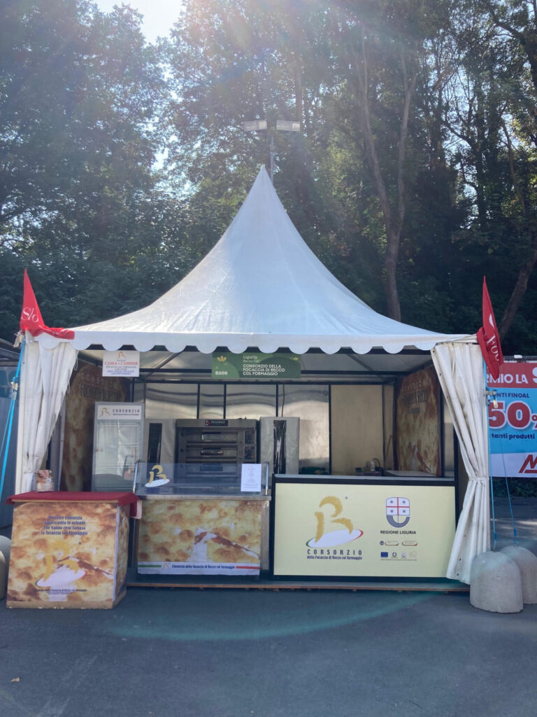 2-4-768x1024 Il Consorzio della FOCACCIA DI RECCO COL FORMAGGIO al BRA’S, il Festival della Salsiccia di Bra, 18, 19 e domenica 20 settembre 2026