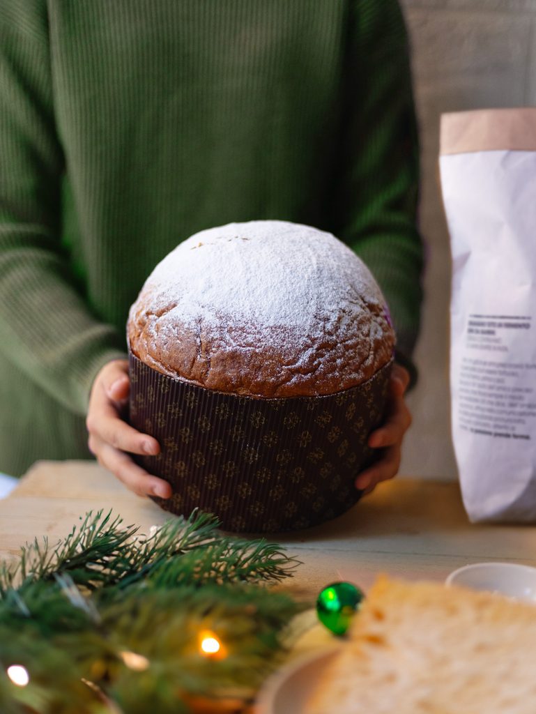 Copia-di-Infermentum_Il-Dolce-Monte-Nuvola_1-769x1024 PROFUMO D’AGRUMI, IL NUOVO PANETTONE DI INFERMENTUM SENZA UVETTA E CANDITI
