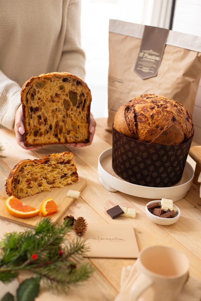 Copia-di-Infermentum_Il-Panettone-ai-Tre-Cioccolati_3-683x1024 PROFUMO D’AGRUMI, IL NUOVO PANETTONE DI INFERMENTUM SENZA UVETTA E CANDITI