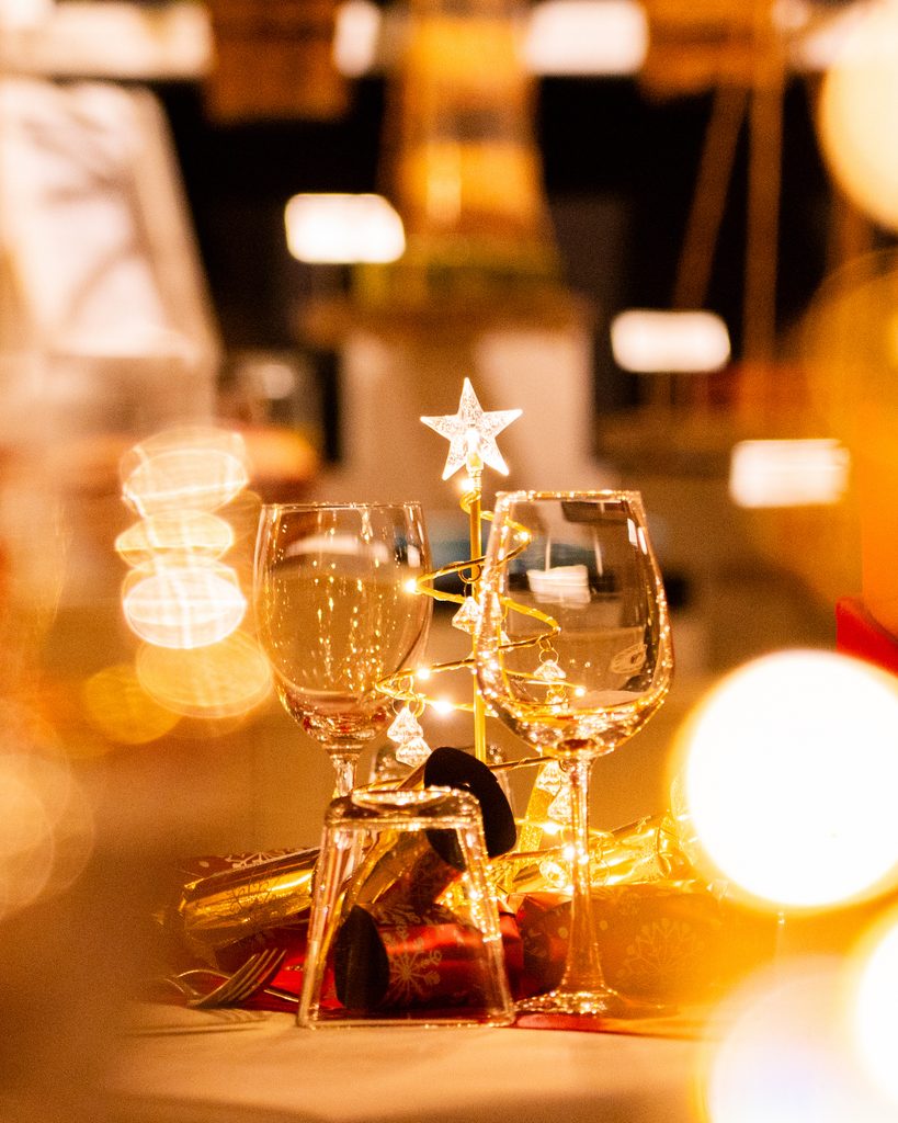 SSIV-_Christmas-Eve-Dinner-819x1024 Sun Siyam, la magia delle festività alle Maldive