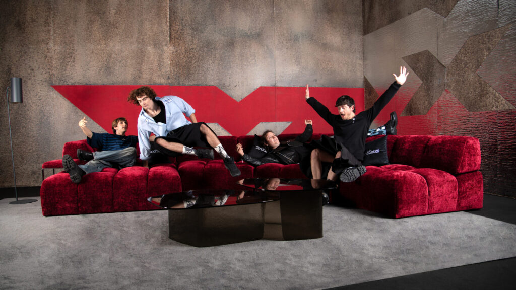 Scraffs-portofino-1024x576 DondiSalotti accende il comfort dei Live di X Factor 2026