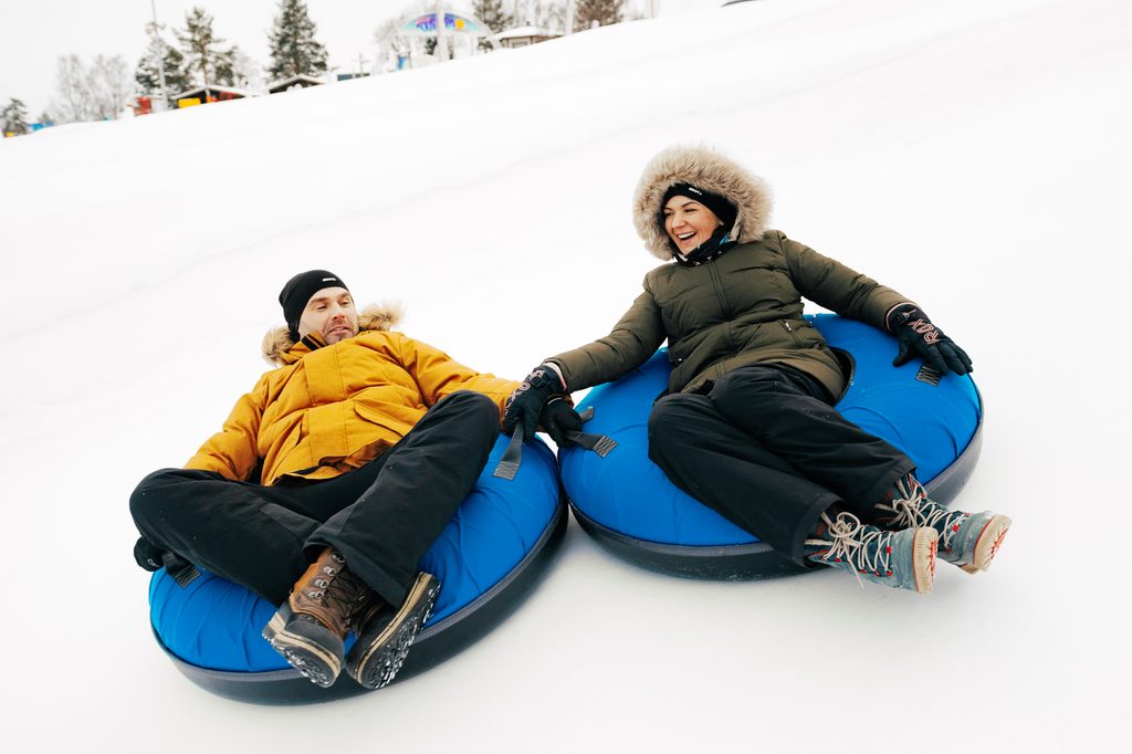 Snowtubing-1024x682 Natale in Estonia: un viaggio da fiaba tra mercatini, luci e villaggi innevati
